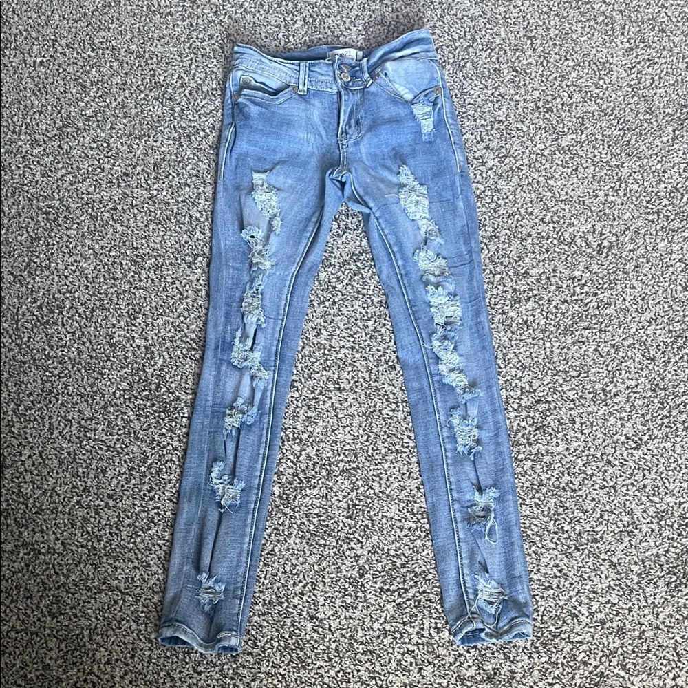 Stylish Blue Distressed Women Jeans
